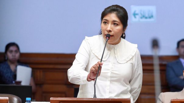 BETSSY CHÁVEZ SEÑALA QUE SE ALLANA A INVESTIGACIÓN DEL MINISTERIO PÚBLICO Y CUESTIONA ROL DEL CONGRESO
