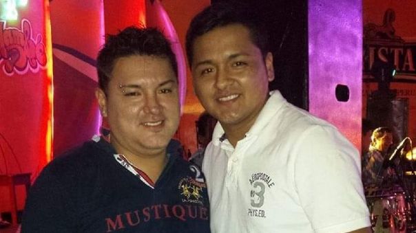 SJL: HIJO DE CHACALÃ“N FUE ATACADO A DISPAROS EN LA PUERTA DE SU CASA Y FUE HOSPITALIZADO