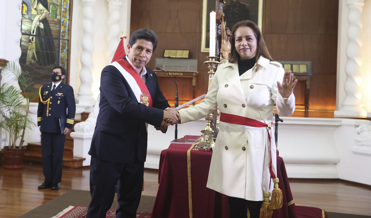 JENNY OCAMPO ES LA NUEVA MINISTRA DE AGRICULTURA