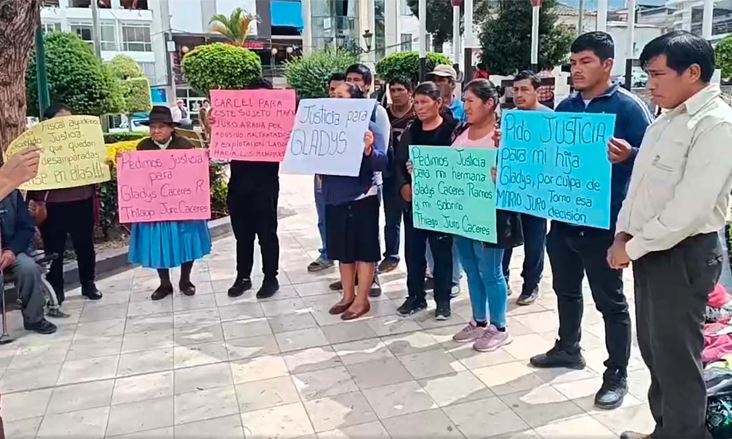 ABANCAY: FAMILIARES DE MADRE QUE MURIÓ JUNTO A SU BEBÉ TRAS PRESUNTO ENVENENAMIENTO EXIGEN SANCIÓN CONTRA SU CONVIVIENTE
