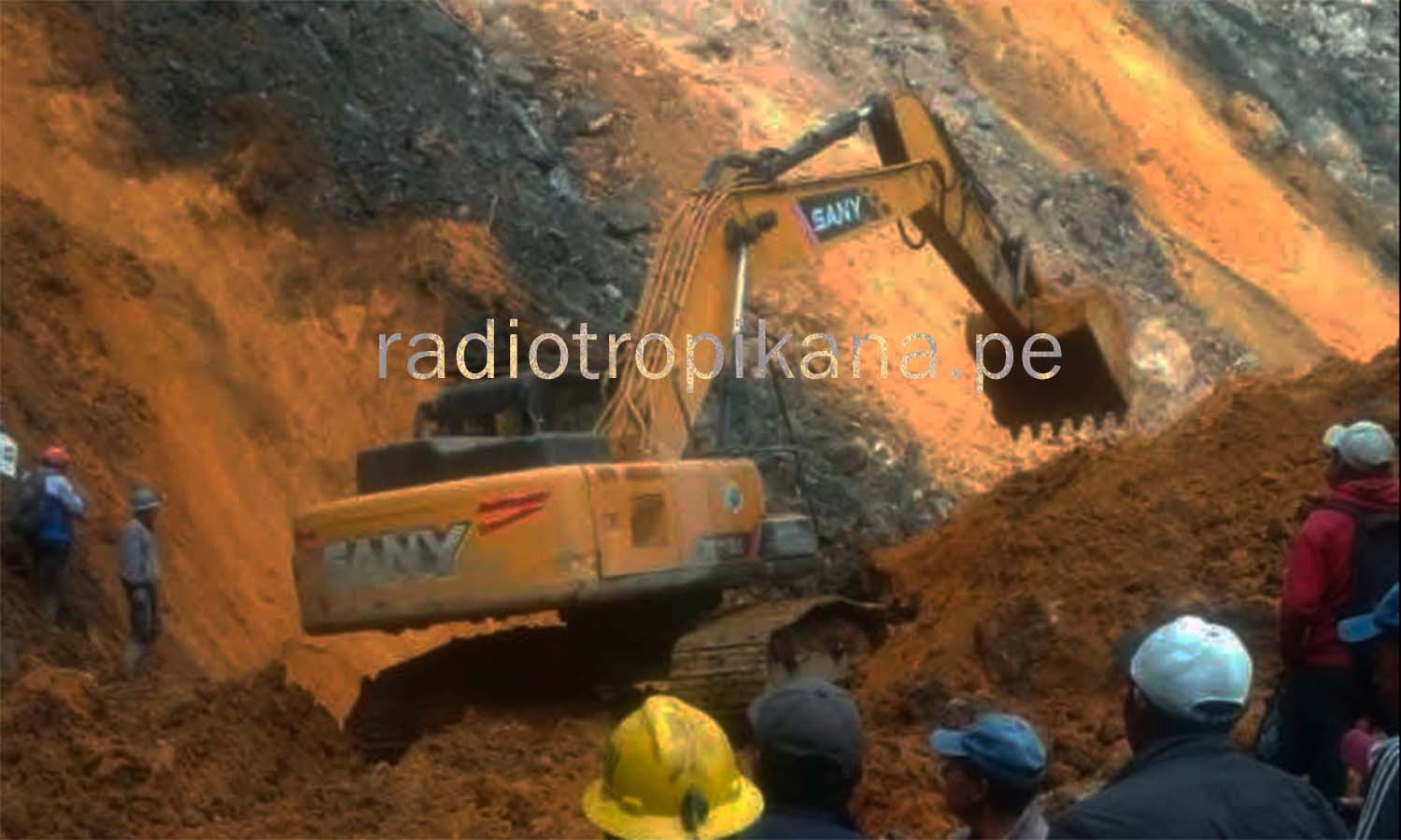 TRAGEDIA EN ALALAYLLA: AL MENOS CUATRO MINEROS MUERTOS TRAS COLAPSO DE SOCAVÓN EN HUANCABAMBA
