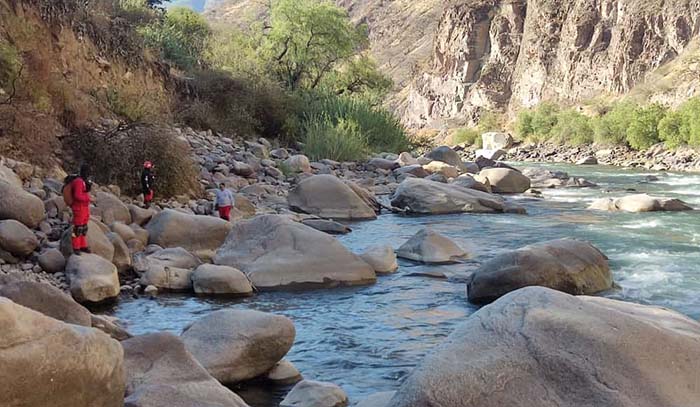  RIO PACHACHACA: NO LOGRAN ENCONTRAR EL CUERPO DE LA NIÃ‘A, CONTINUA LA BÃšSQUEDA