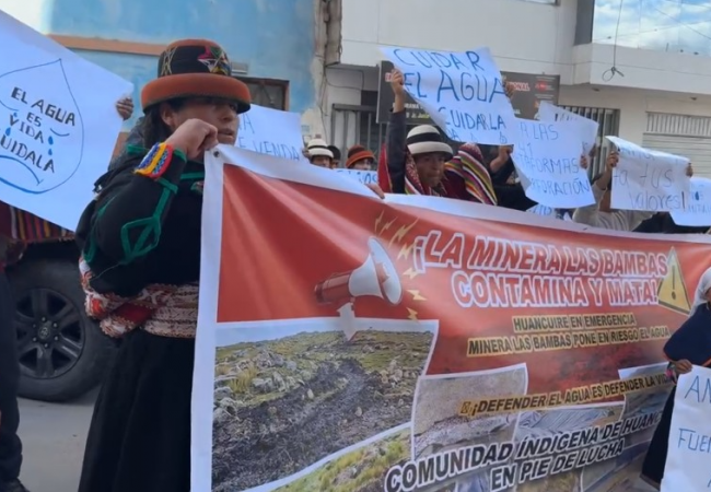 HUANCUIRE SE MOVILIZA EN DEFENSA DE SUS 41 MANANTES ANTE POSIBLE INTERVENCIÓN DE LAS BAMBAS
