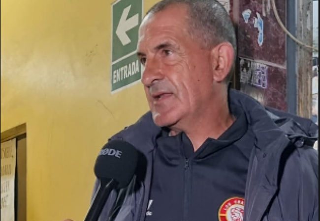 WALTER PAOLELLA TRAS LA GOLEADA: “NO HUBO TIEMPO, LA CANCHA Y EL CANSANCIO NOS JUGARON EN CONTRA”