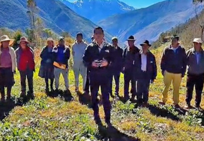 FAMILIAS DE HUANIPACA EXIGEN PAGO JUSTO POR TERRENOS AFECTADOS POR EL TELEFÉRICO DE CHOQUEQUIRAO