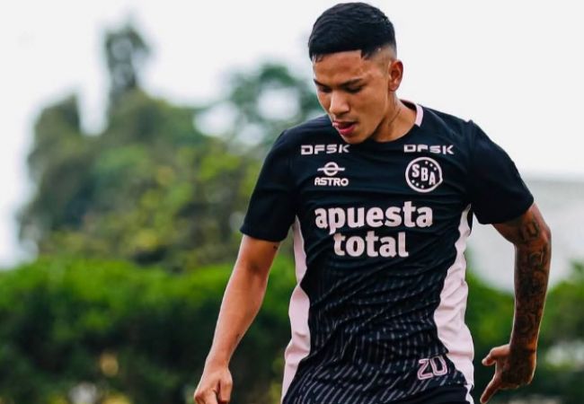 LOS CHANKAS REFUERZAN SU ATAQUE CON LA LLEGADA DEL VOLANTE ANDRÉ VÁSQUEZ PARA EL TORNEO CLAUSURA 2026