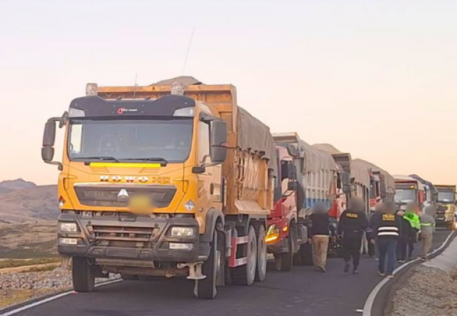 GOLPE A LA MINERÍA ILEGAL EN APURÍMAC: POLICÍA INCAUTA 210 TONELADAS DE MATERIAL AURÍFERO VALORIZADAS EN MÁS DE US$ 210 MIL