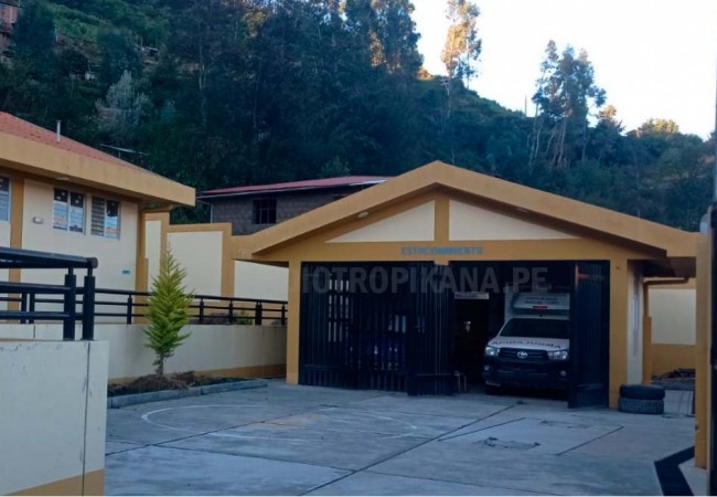 AMBULANCIA VARADA DESDE HACE DOS AÑOS EN YANACCMA: ENTRE EL ABANDONO Y LA DESIDIA INSTITUCIONAL